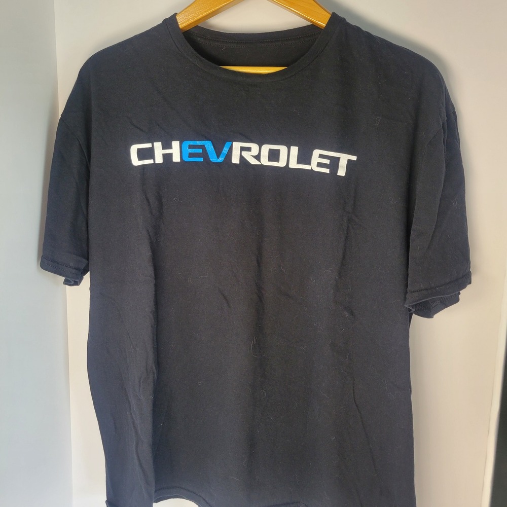 Chevrolet EV Logo Graphic T-Shirt Mens XL Black Short Sleeve Chevy Bowtie Tee
